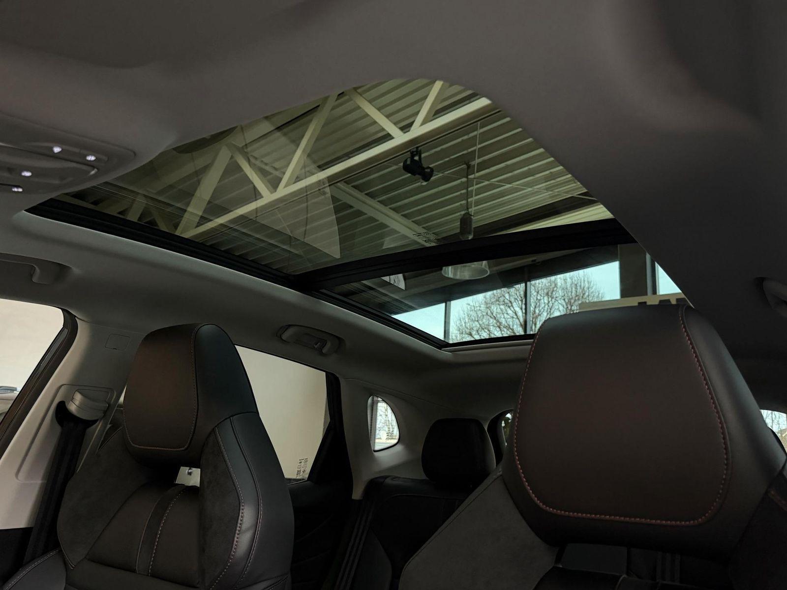 MG HS Luxury*ACC*360°*PANO*SHZ*NAV*CARPLAY*AMBI