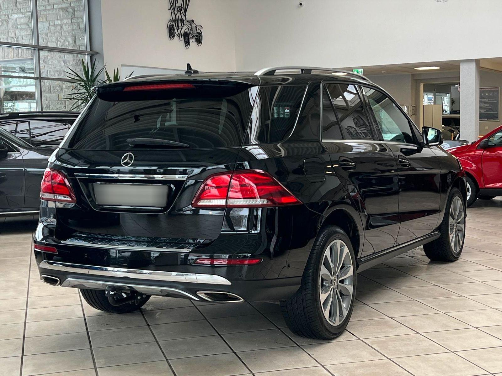 Mercedes-Benz GLE 400 SUV 4Matic SCHECKHEFT-MB|KAMERA|AHK|LED
