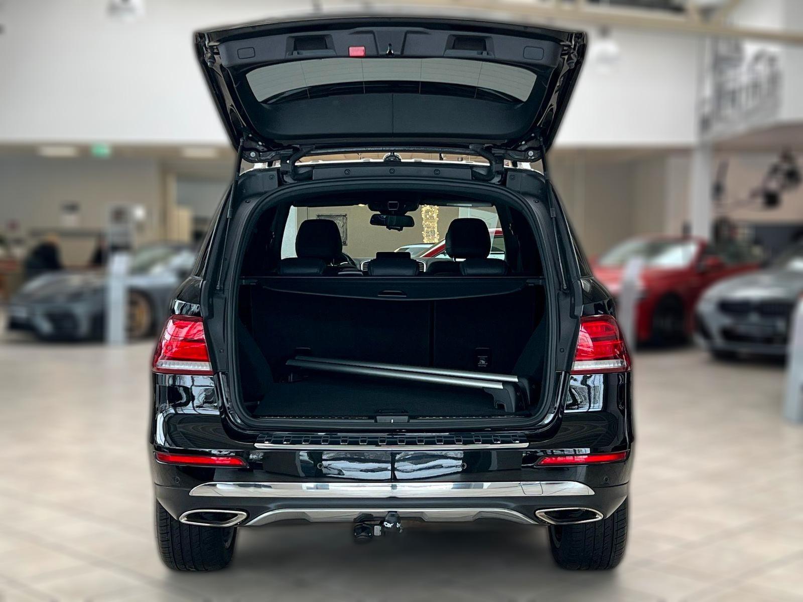 Mercedes-Benz GLE 400 SUV 4Matic SCHECKHEFT-MB|KAMERA|AHK|LED