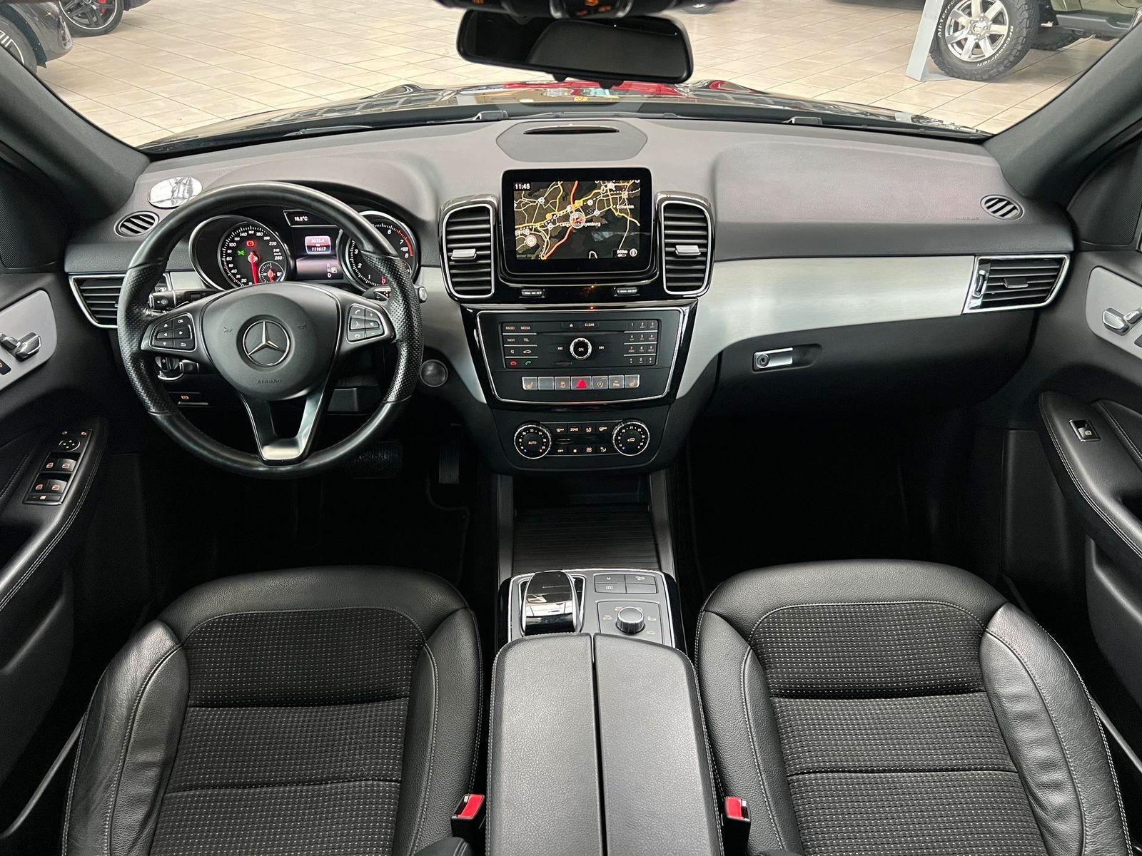 Mercedes-Benz GLE 400 SUV 4Matic SCHECKHEFT-MB|KAMERA|AHK|LED