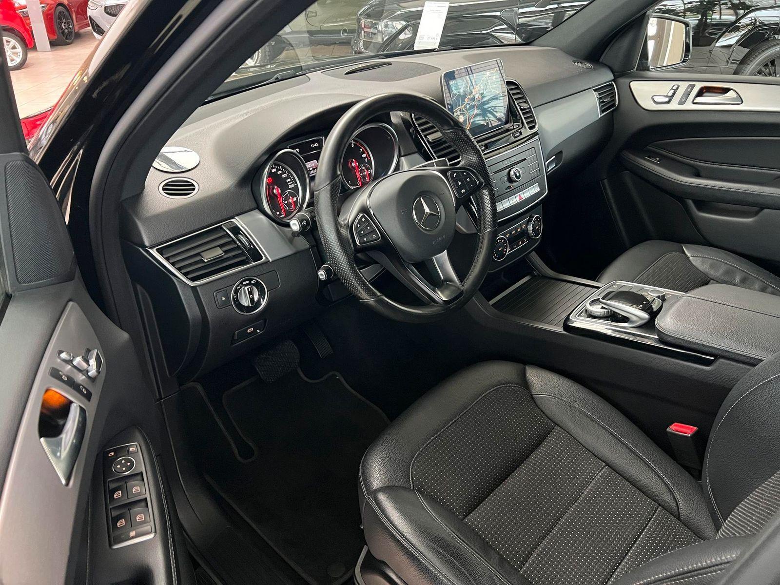Mercedes-Benz GLE 400 SUV 4Matic SCHECKHEFT-MB|KAMERA|AHK|LED