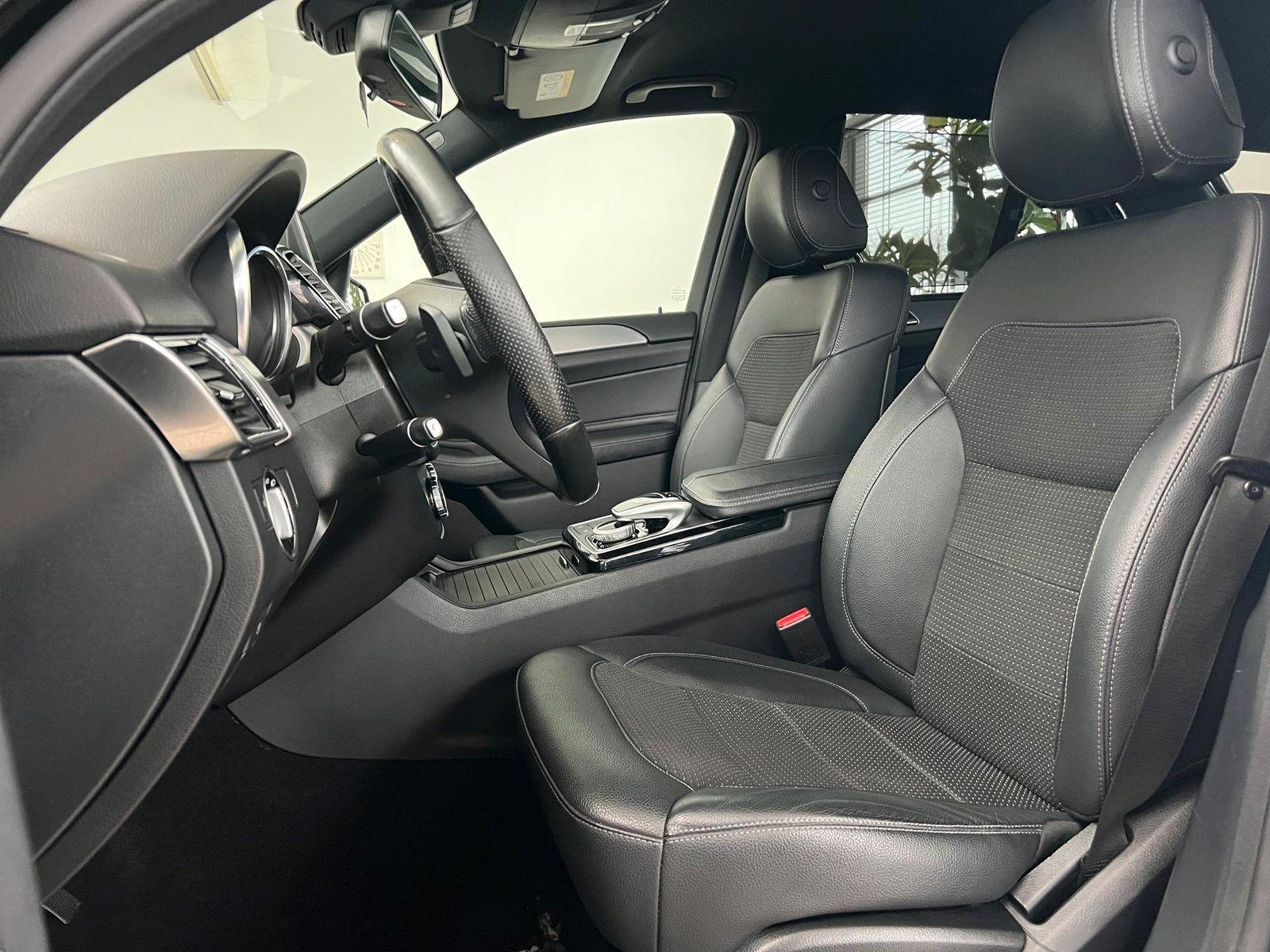 Mercedes-Benz GLE 400 SUV 4Matic SCHECKHEFT-MB|KAMERA|AHK|LED