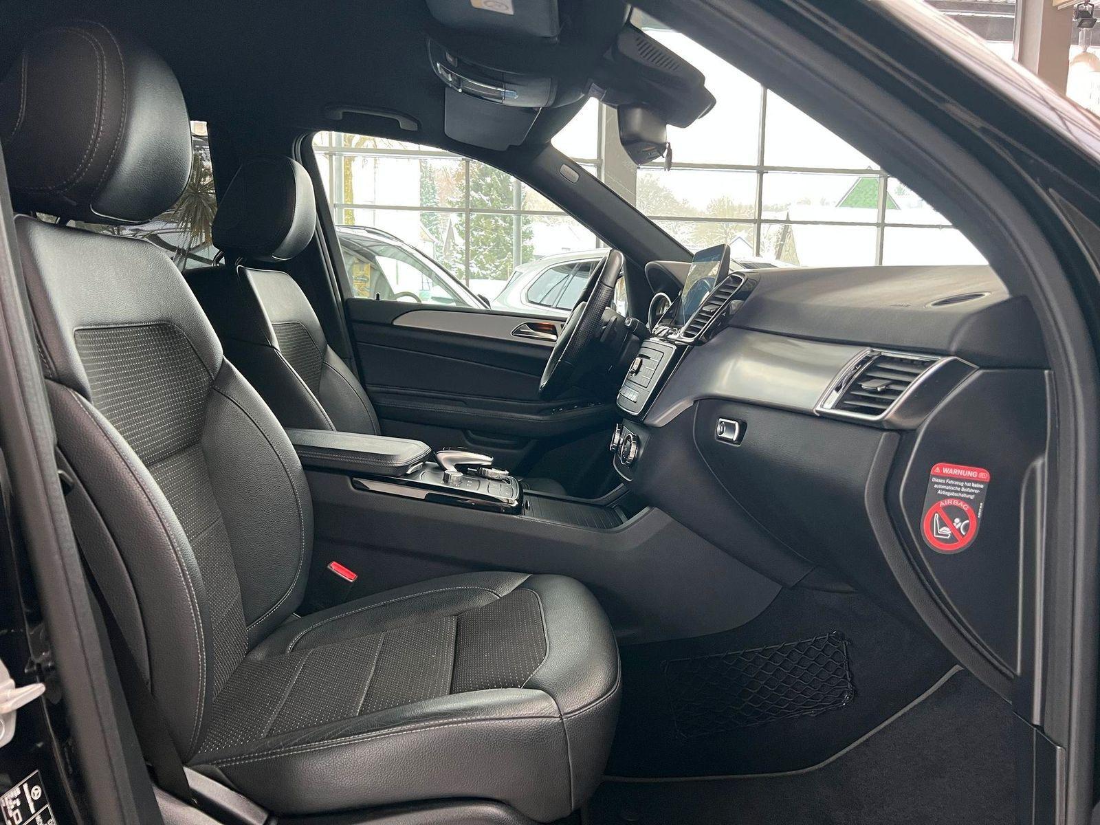 Mercedes-Benz GLE 400 SUV 4Matic SCHECKHEFT-MB|KAMERA|AHK|LED