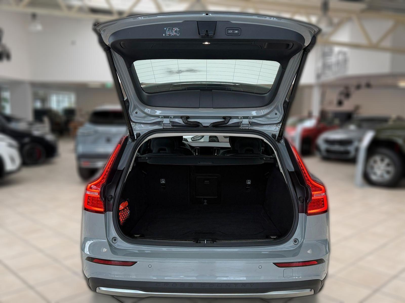 Volvo V60 Cross Country V60 Cross Country B4 AWD Plus*TPM*SHZ*RFK*DAB+*