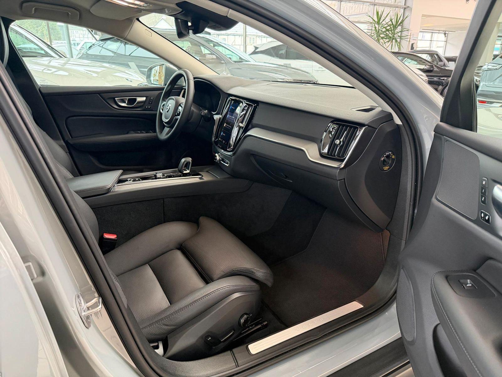 Volvo V60 Cross Country V60 Cross Country B4 AWD Plus*TPM*SHZ*RFK*DAB+*