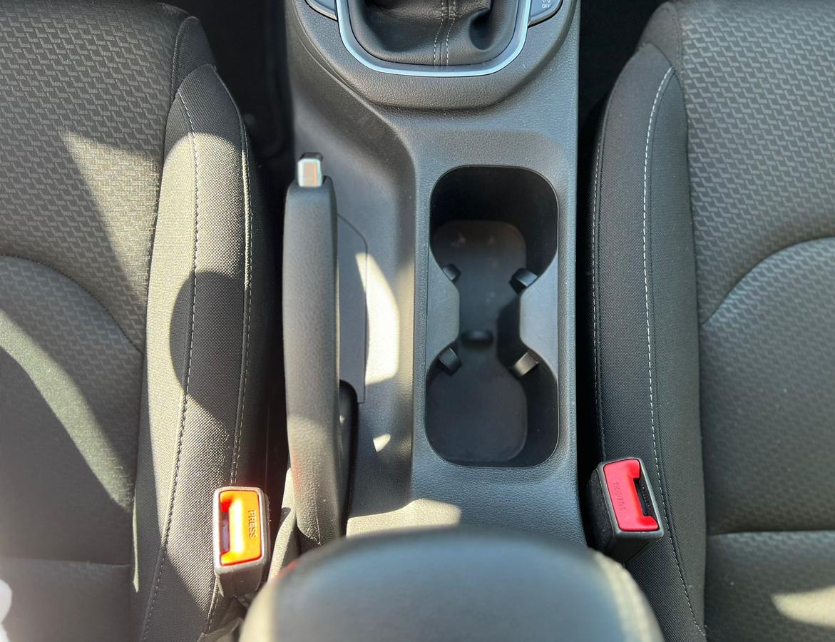 Hyundai i30 1.4 T-GDI - Navi - Sitz + Lenkradhzg - R.Kam - PDC