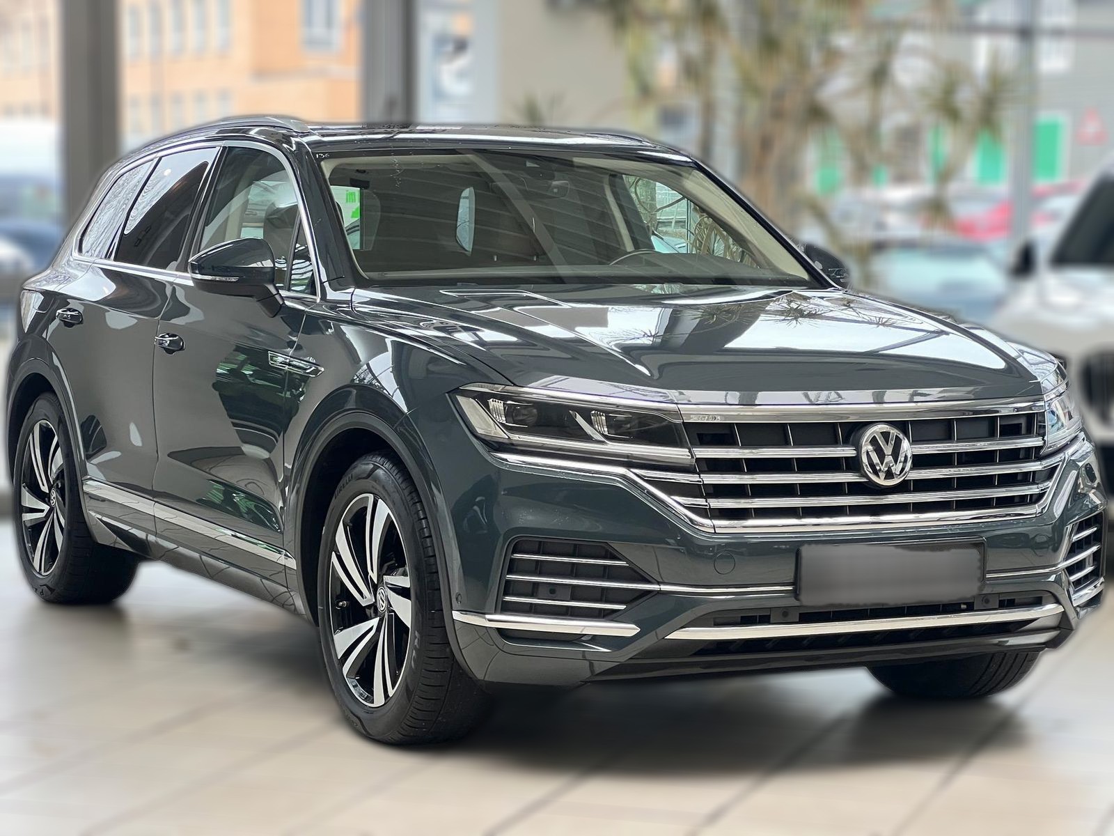 Volkswagen Touareg 3.0 Atmosphere*4x4 Lenk+Luftfd+AHK*