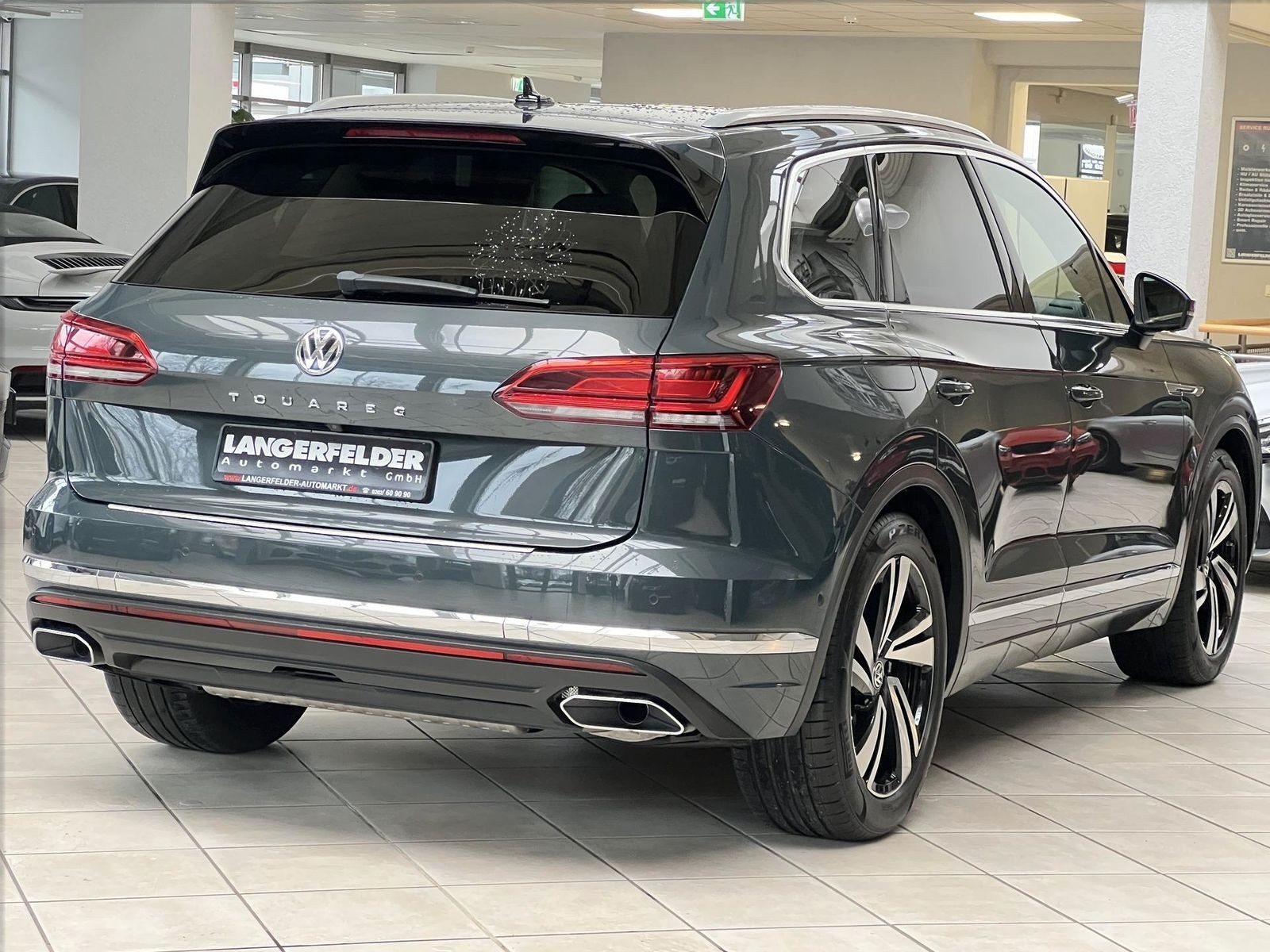 Volkswagen Touareg 3.0 Atmosphere*4x4 Lenk+Luftfd+AHK*