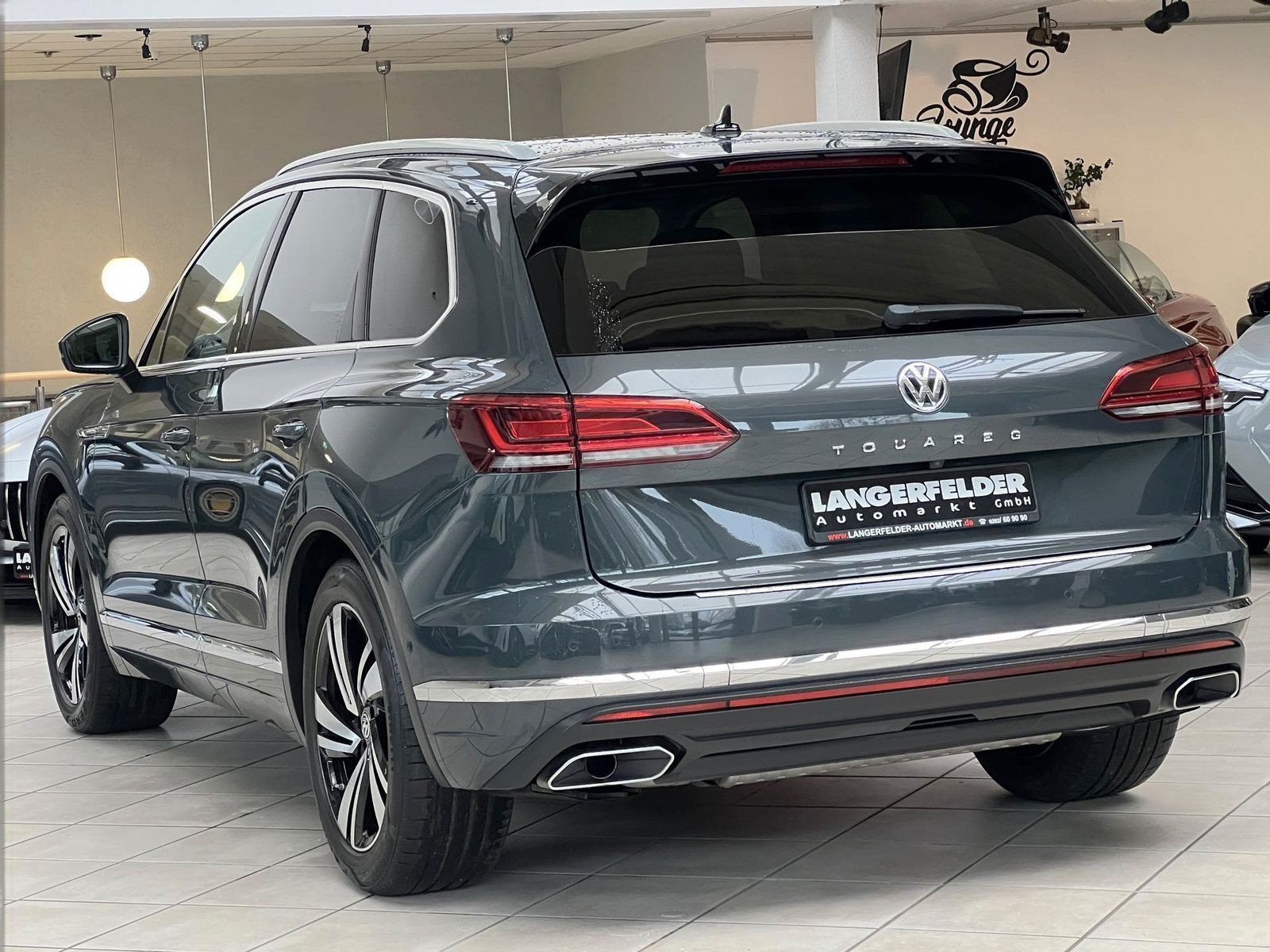Volkswagen Touareg 3.0 Atmosphere*4x4 Lenk+Luftfd+AHK*