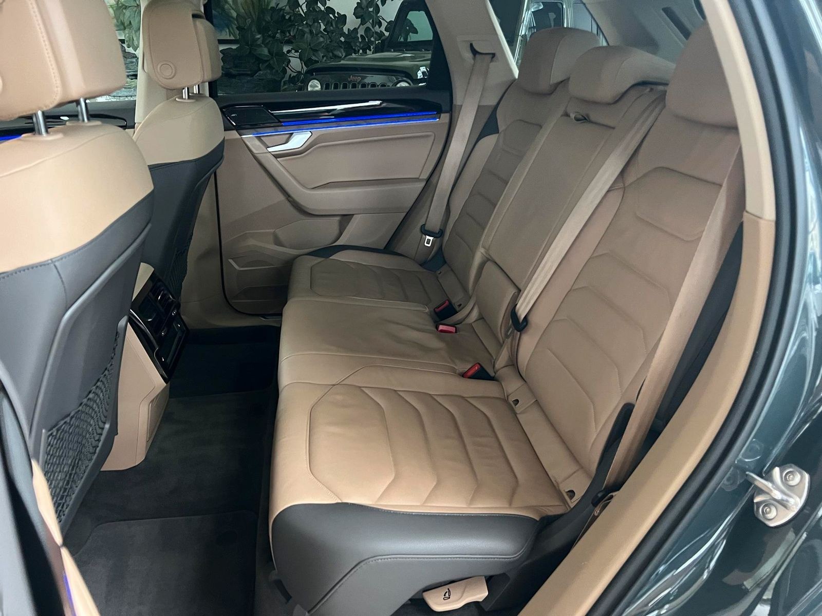 Volkswagen Touareg 3.0 Atmosphere*4x4 Lenk+Luftfd+AHK*
