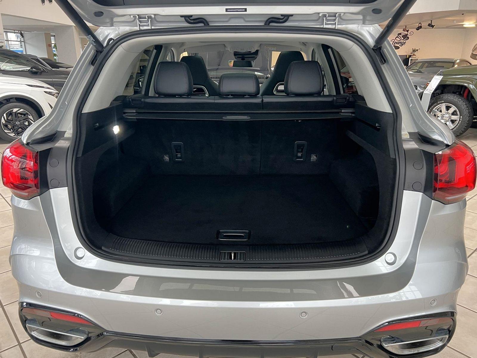 MG HS Luxury*ACC*360°*PANO*SHZ*NAV*CARPLAY*AMBIENT