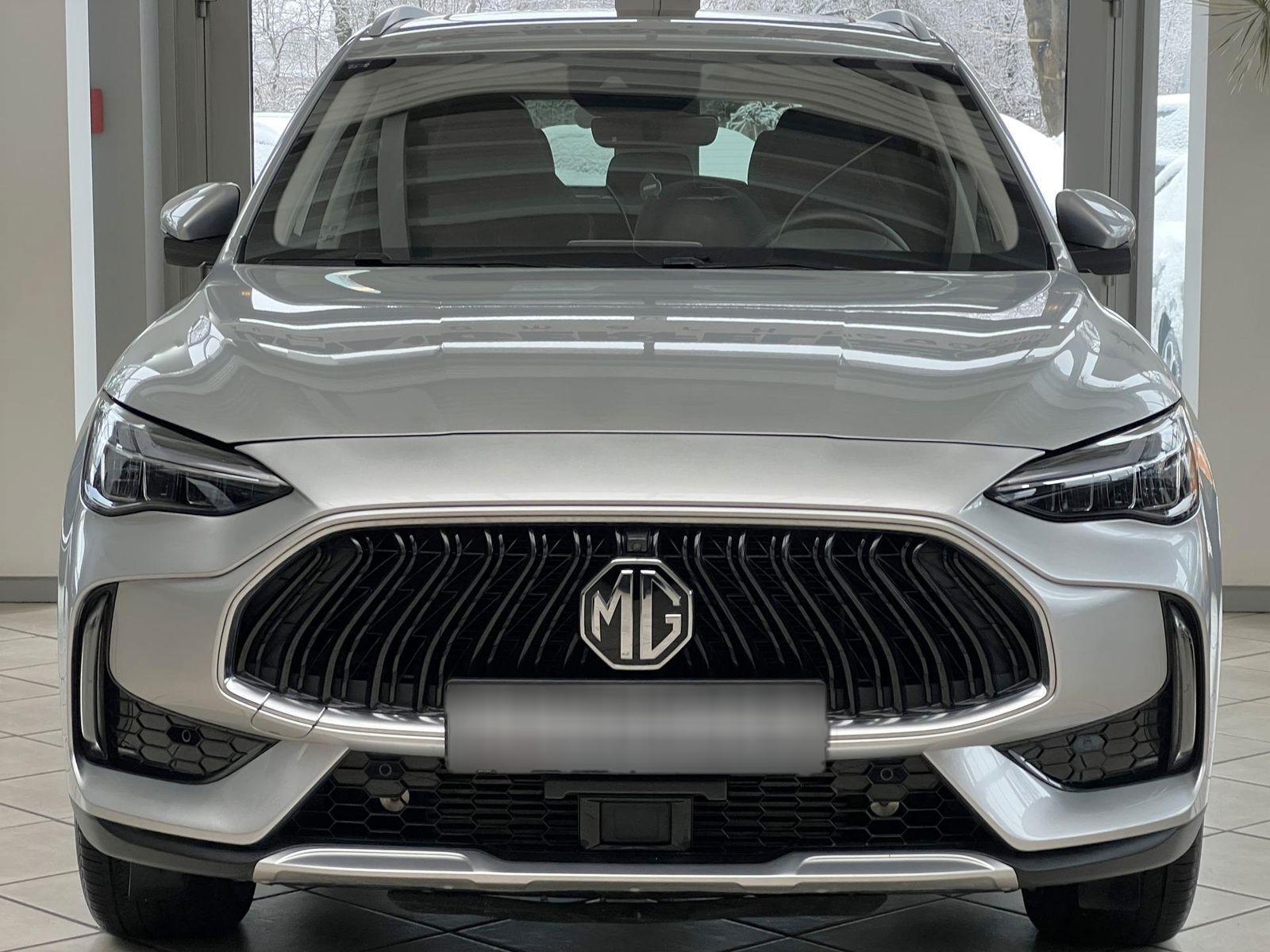 MG HS Luxury*ACC*360°*PANO*SHZ*NAV*CARPLAY*AMBIENT