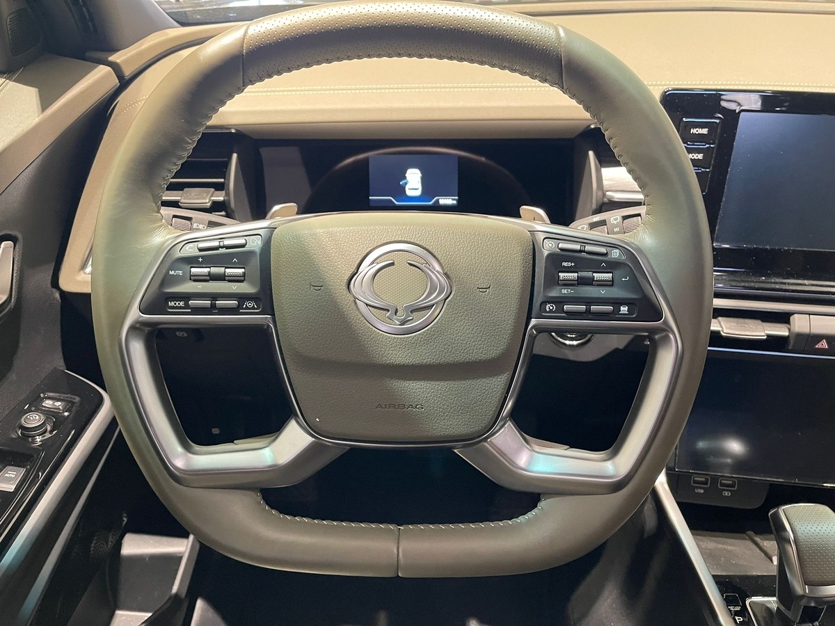 Ssangyong Torres 1.5 T-GDI 4x4 Leder Navi AHK Garantie