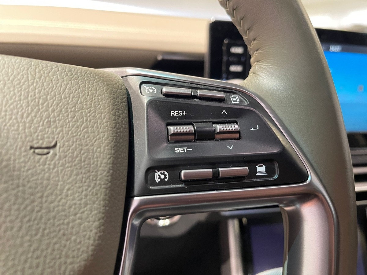 Ssangyong Torres 1.5 T-GDI 4x4 Leder Navi AHK Garantie