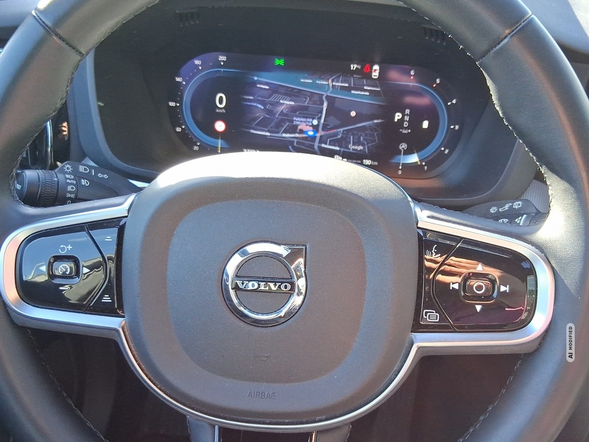 Volvo XC60 Plus Bright AWD*VOLL-LED*FAHRER-ASSIST-PAKET*360°CAM*