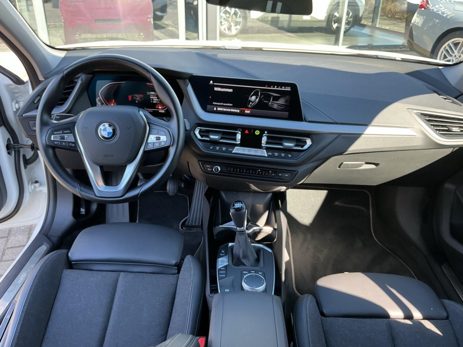 BMW 116 SPORT LINE LC PROF AHK LED GRA PDC DAB WLAN SHZG