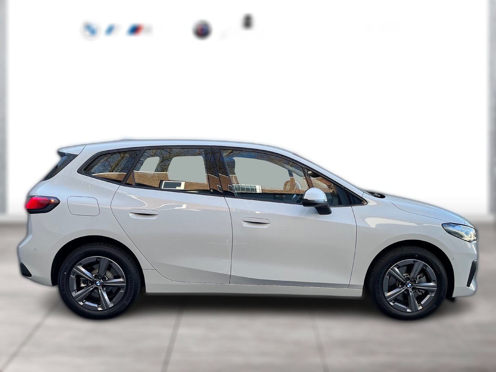 BMW 220 ACTIVE TOURER AHK DAB LED SHZ ALU 17