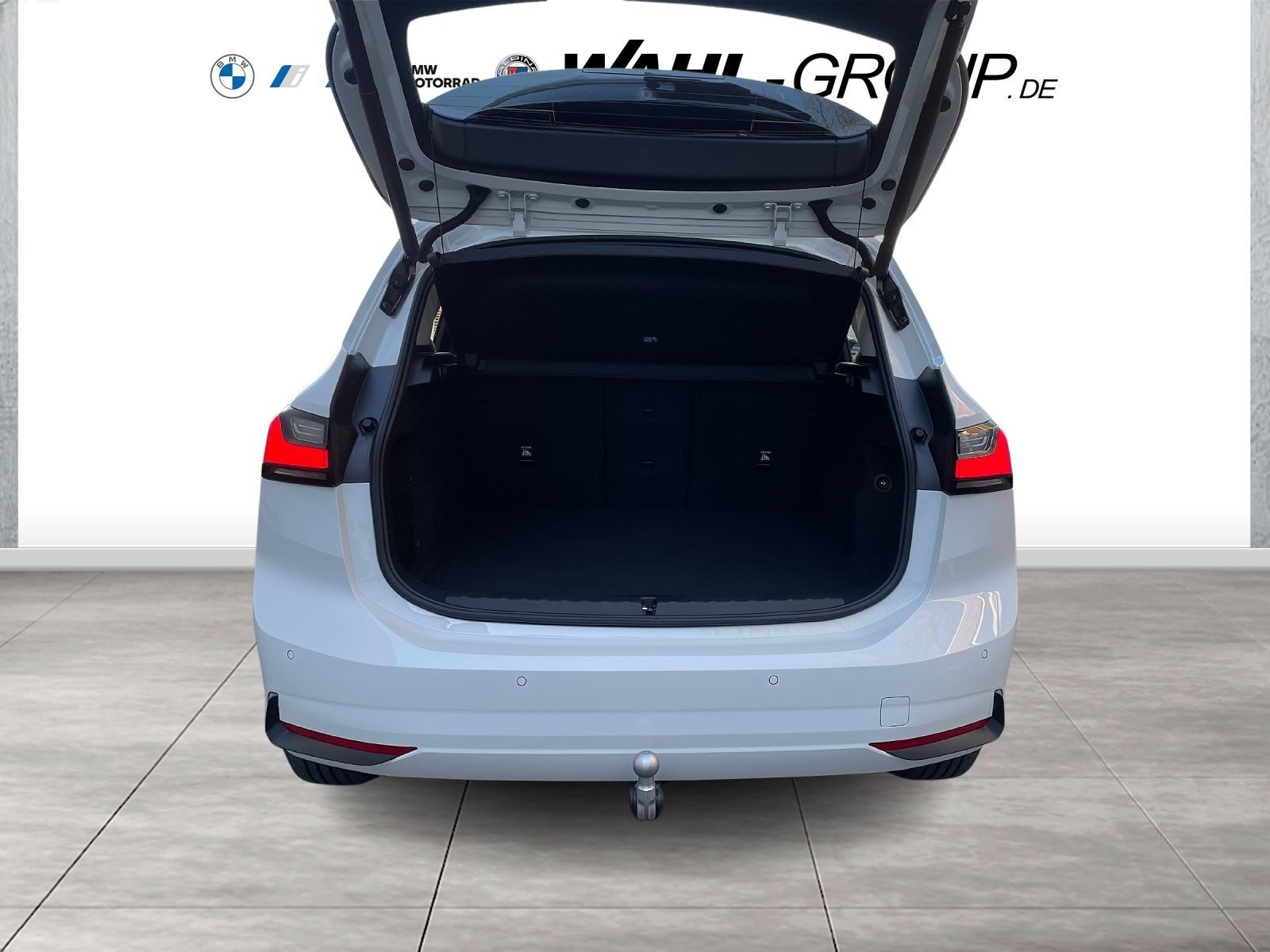 BMW 220 ACTIVE TOURER AHK DAB LED SHZ ALU 17