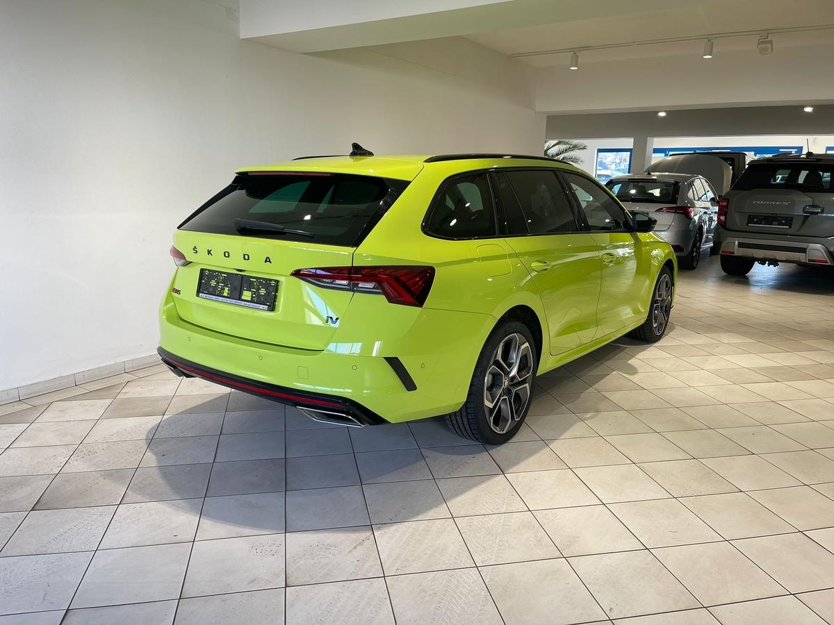 Skoda Octavia Combi RS I.V. Matrix Head Up 5J Garantie DCC