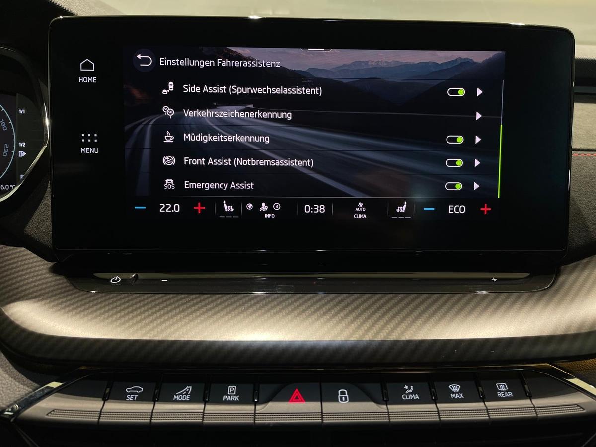 Skoda Octavia Combi RS I.V. Matrix Head Up 5J Garantie DCC