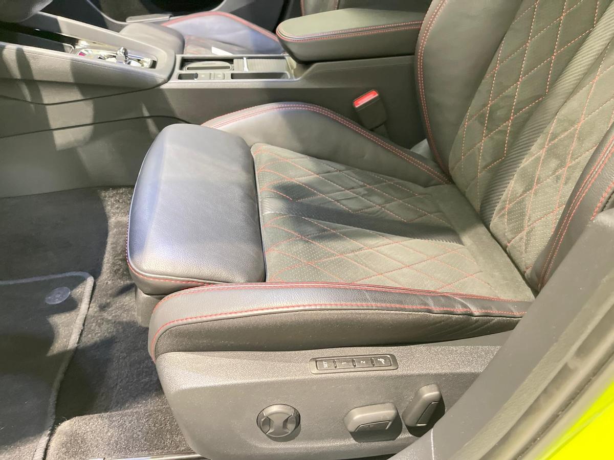 Skoda Octavia Combi RS I.V. Matrix Head Up 5J Garantie DCC