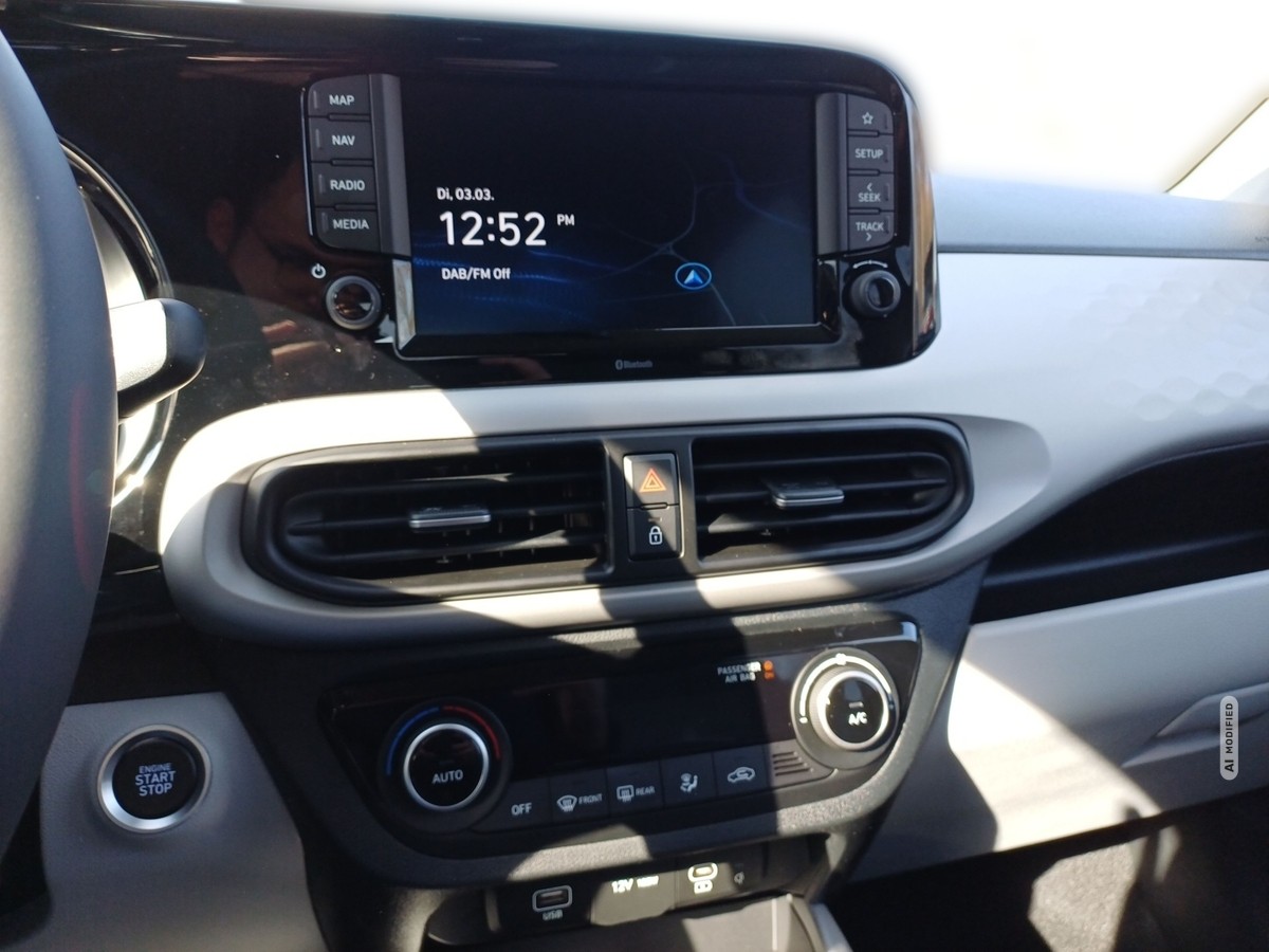 Hyundai i10 1.2 Prime 5-AT 2WD Navi+SZH+Bluetooth+USB