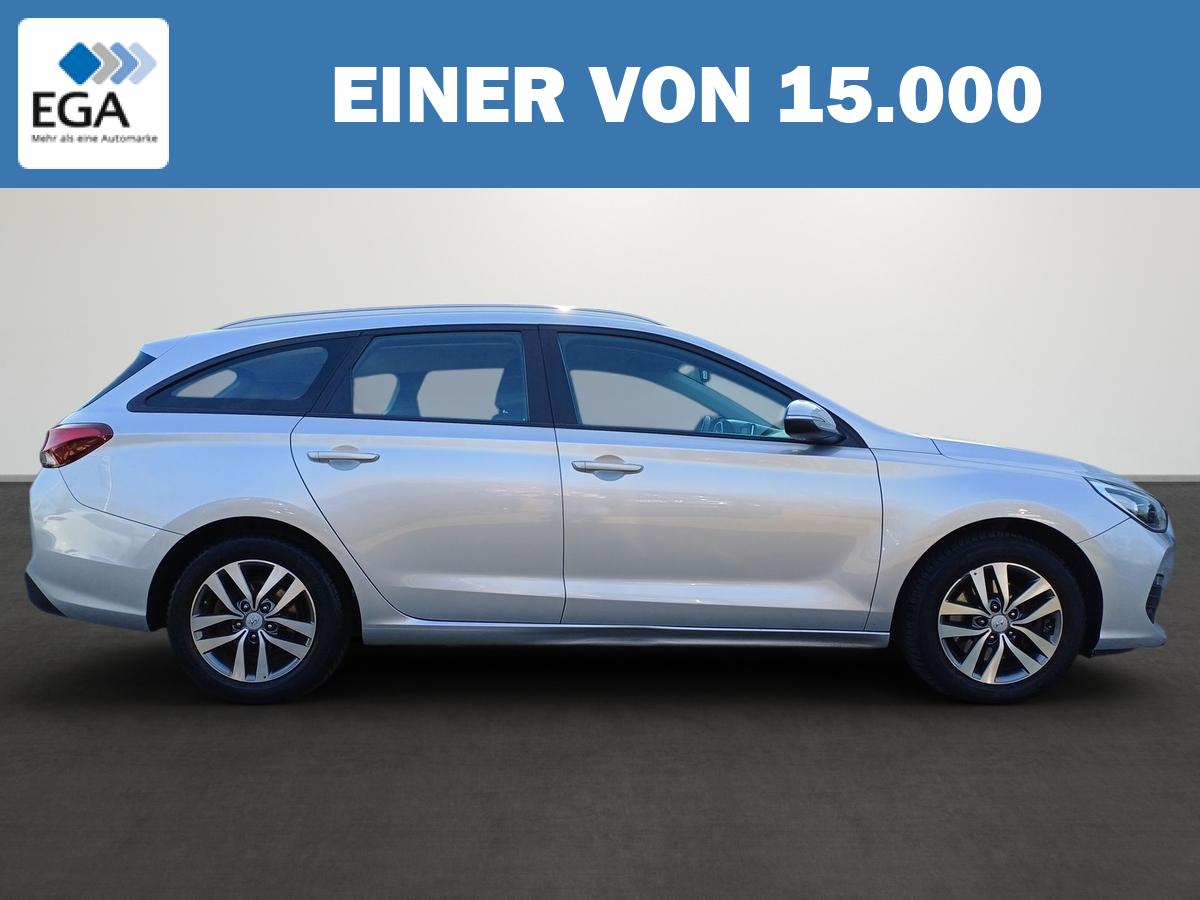 Hyundai i30 cw 1.6 CRDi Trend AHK Allwetter App Sitzh. DAB Spurh. 