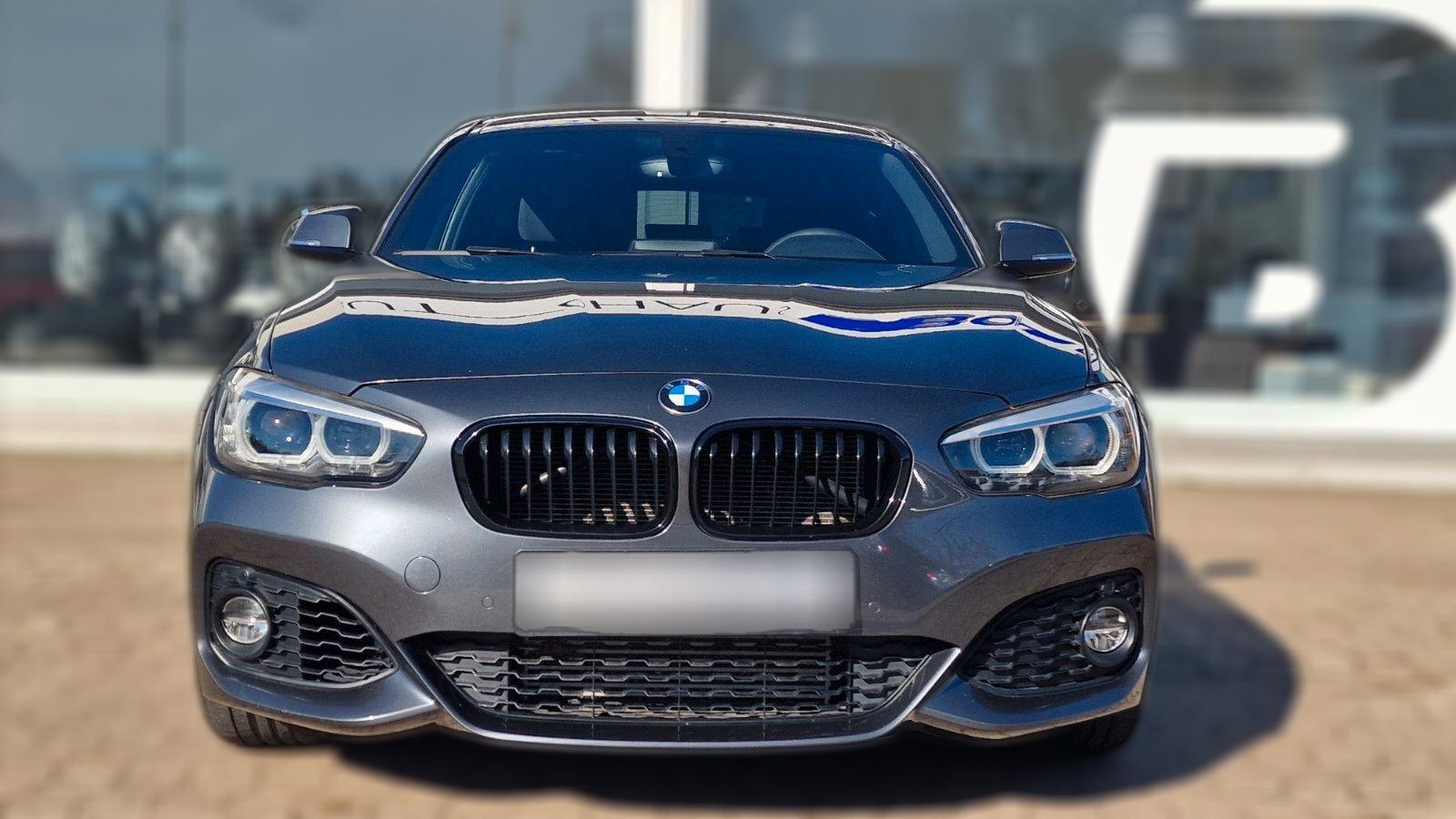 BMW 118 i M Sport Paket S/W Räder Shadow Line