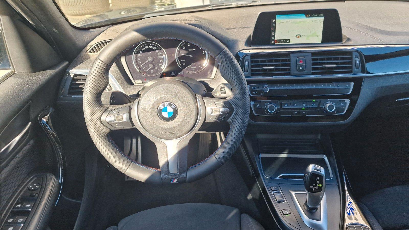 BMW 118 i M Sport Paket S/W Räder Shadow Line