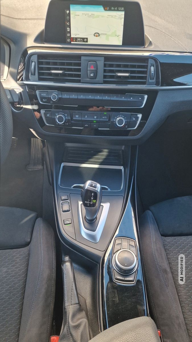 BMW 118 i M Sport Paket S/W Räder Shadow Line