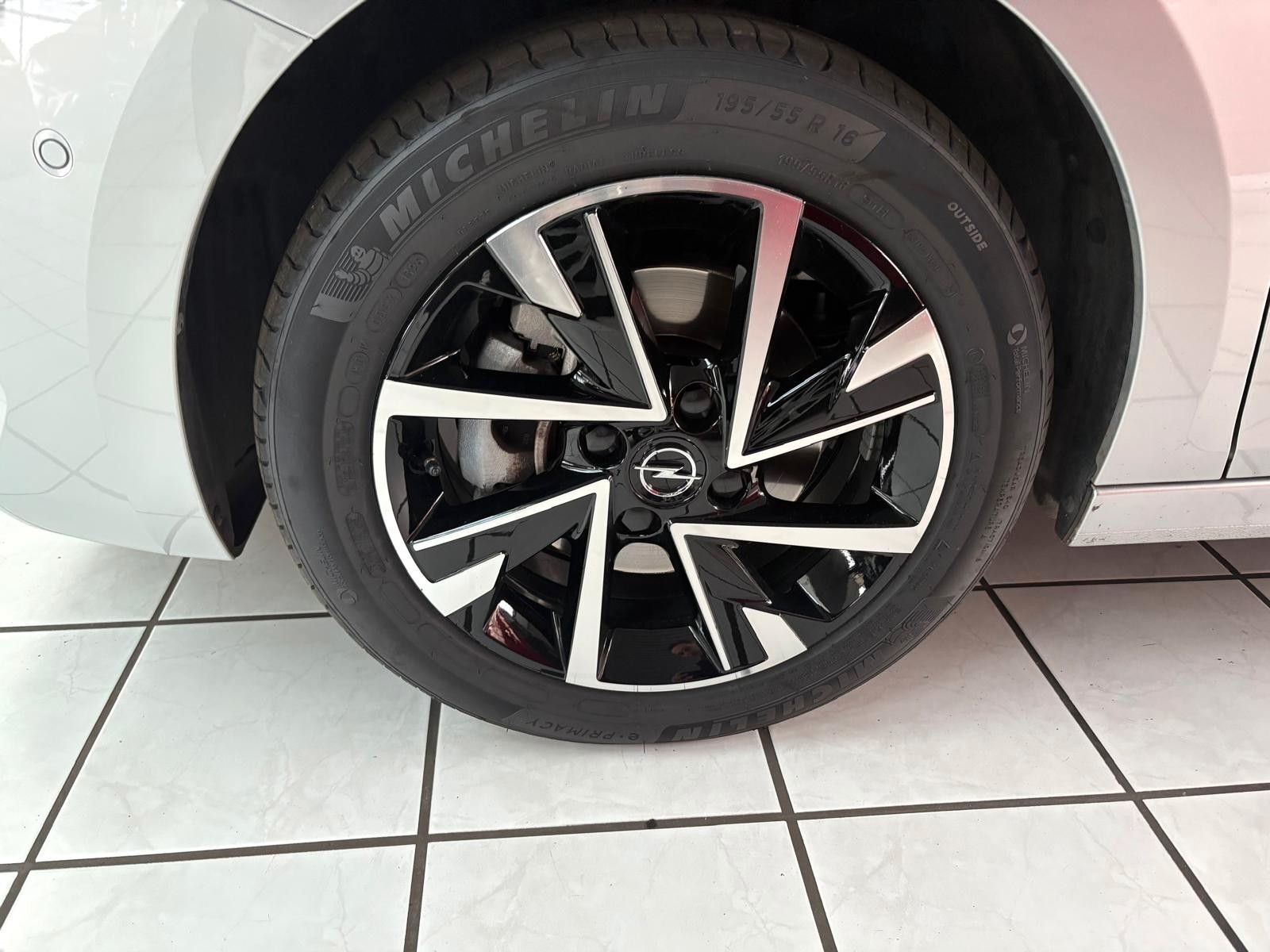 Opel Corsa F GS 1.2 74KW (100 PS), Navi,SHZ, RFK