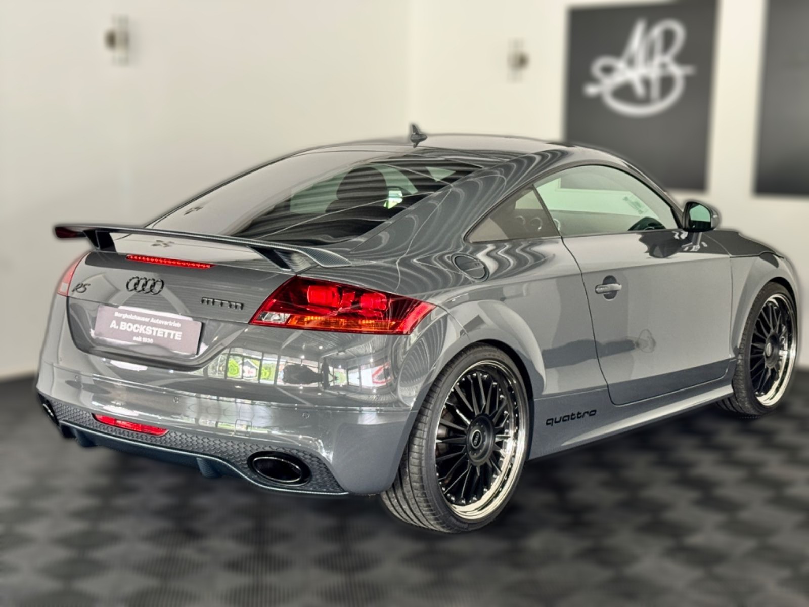 Audi TT RS*BOSE*SCHALTER*EXCLUSIVE NAPPA*20000KM