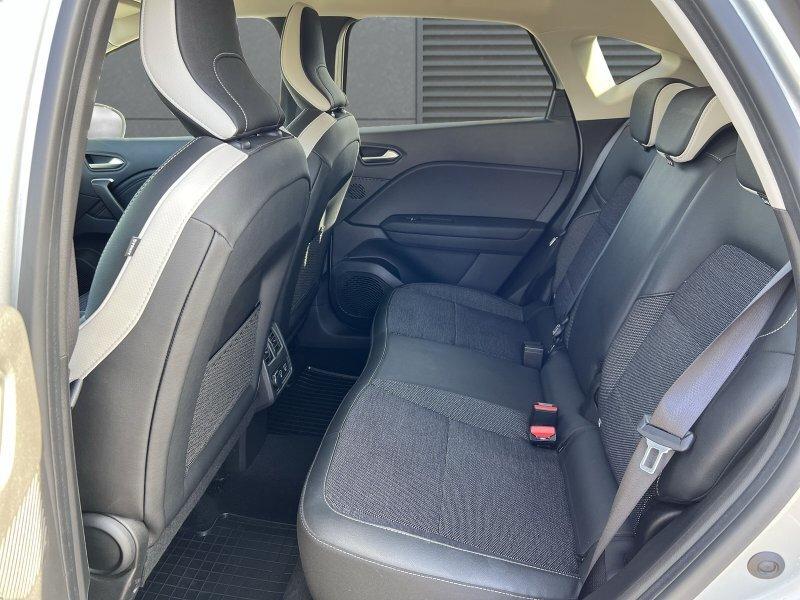 Renault Captur TCe 140 EDC Techno SHZ+RFK+GJR