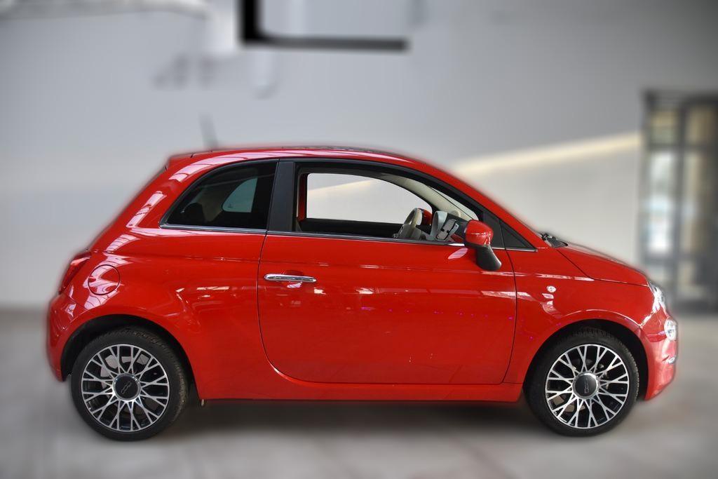 Fiat 500 HYB Dolcevita Navi Klimaauto Tempo Pano PDC