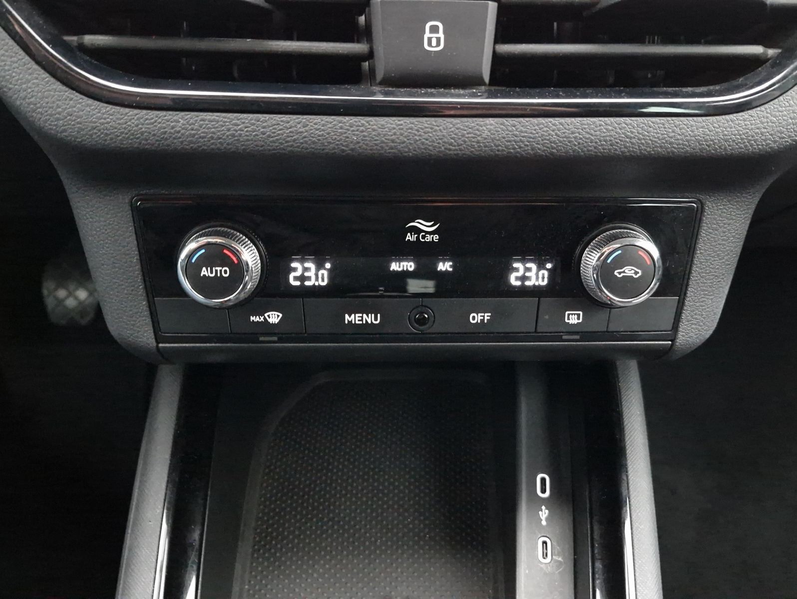 Skoda Kamiq 1.0 TSI Ambition LED Kamera PDC CarPlay Al