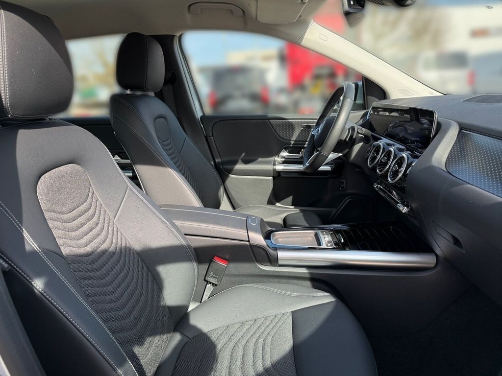 Mercedes-Benz B 180 Progressive DISTRONIC+RÜCKFAHRKAMERA+KLIMA