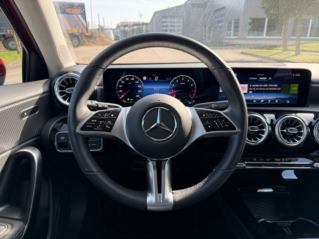 Mercedes-Benz A 180 Progressive RÜCKFAHRKAMERA+SITZHEIZUNG+LED