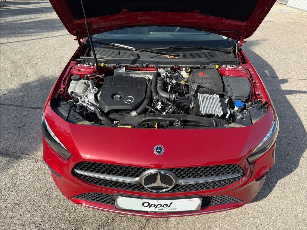 Mercedes-Benz A 180 Progressive RÜCKFAHRKAMERA+SITZHEIZUNG+LED