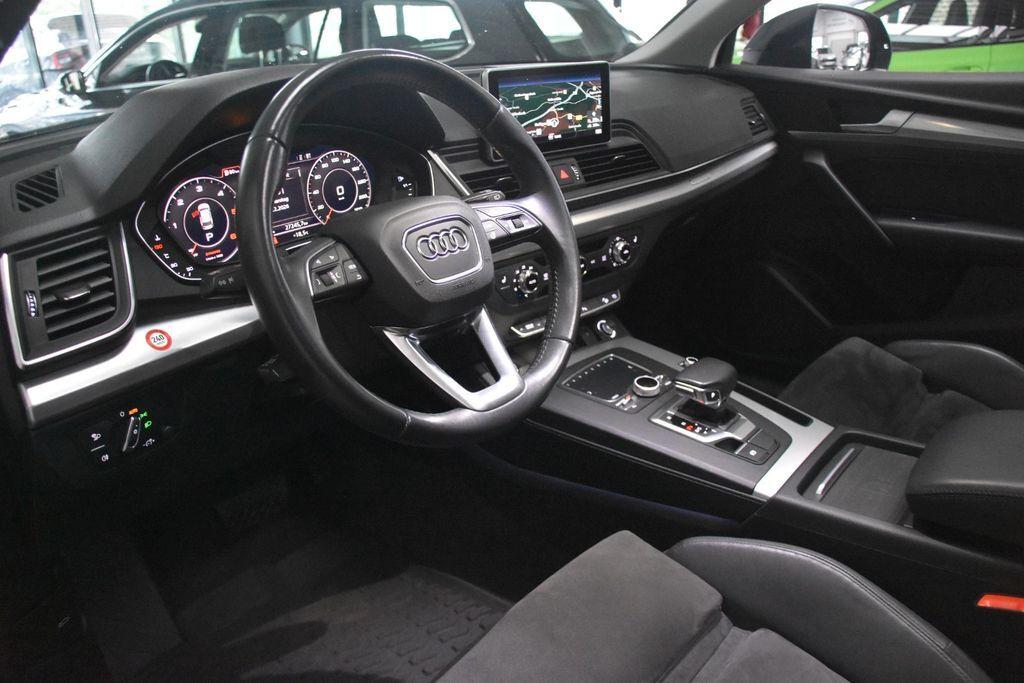 Audi Q5 45 TDI Quattro Sport MLED Pano Kamera AHK