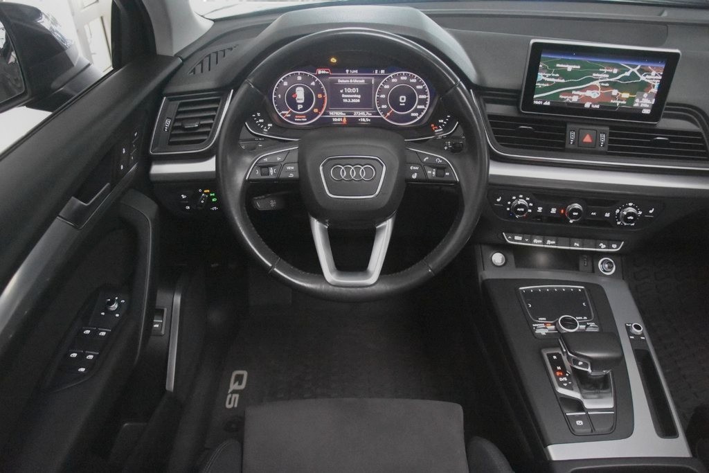Audi Q5 45 TDI Quattro Sport MLED Pano Kamera AHK