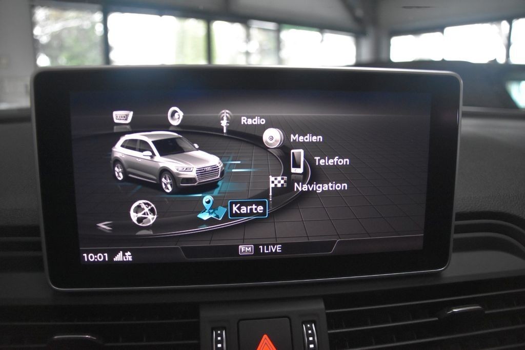 Audi Q5 45 TDI Quattro Sport MLED Pano Kamera AHK