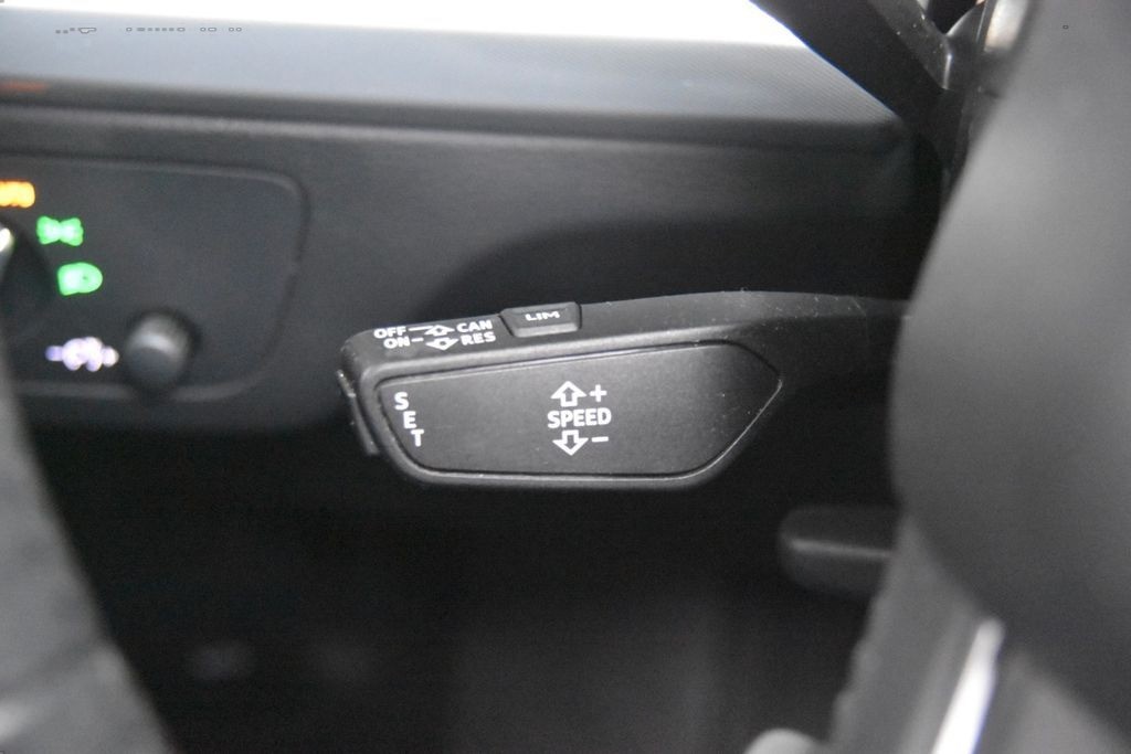 Audi Q5 45 TDI Quattro Sport MLED Pano Kamera AHK