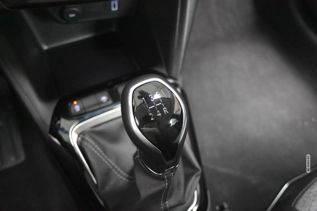 Opel Corsa F LED Navi Kamera Sitz-/Lenkhz Tempo DAB