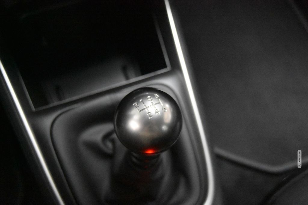 Jeep Avenger Altitude 1.2 LED Navi 180°Kamera JBL ACC