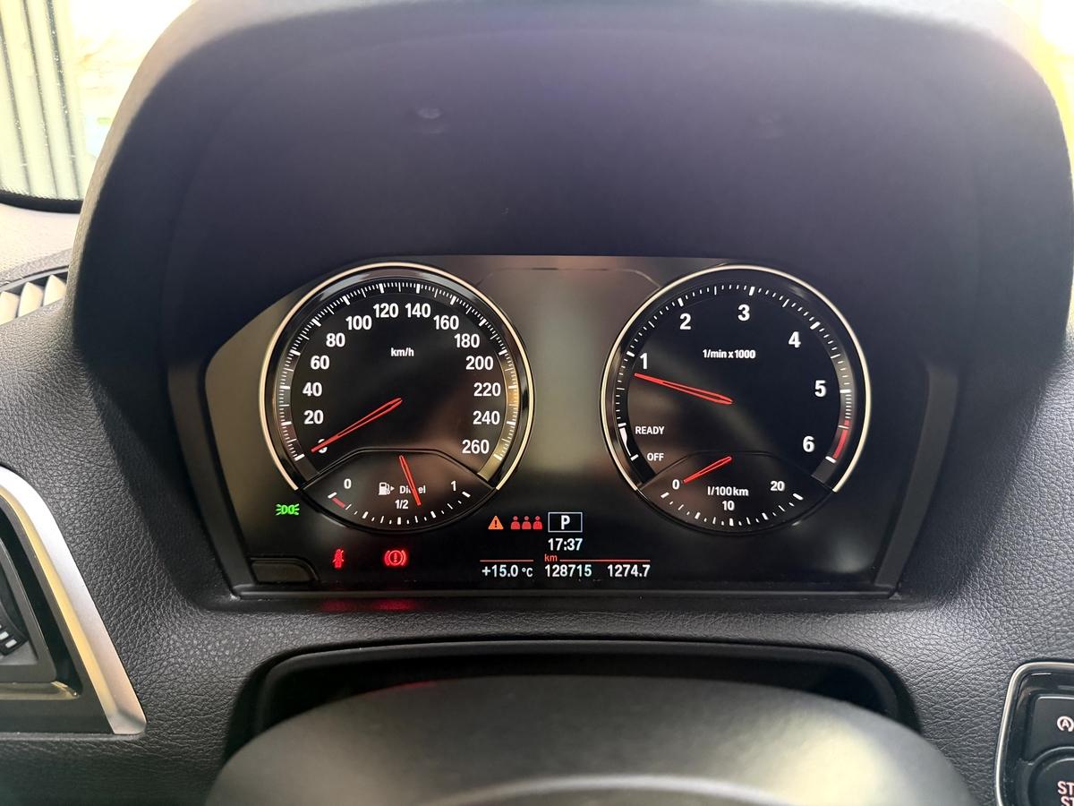 BMW 118 d Sport Line LED Navi SHZ Temp 1.Hand 