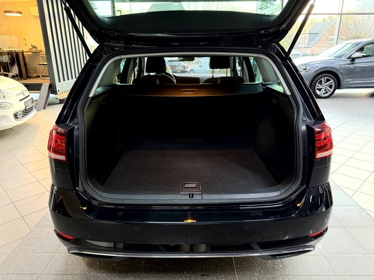 Volkswagen Golf VII 1.5 TSI BMT Comfortline LED Massage ACC 