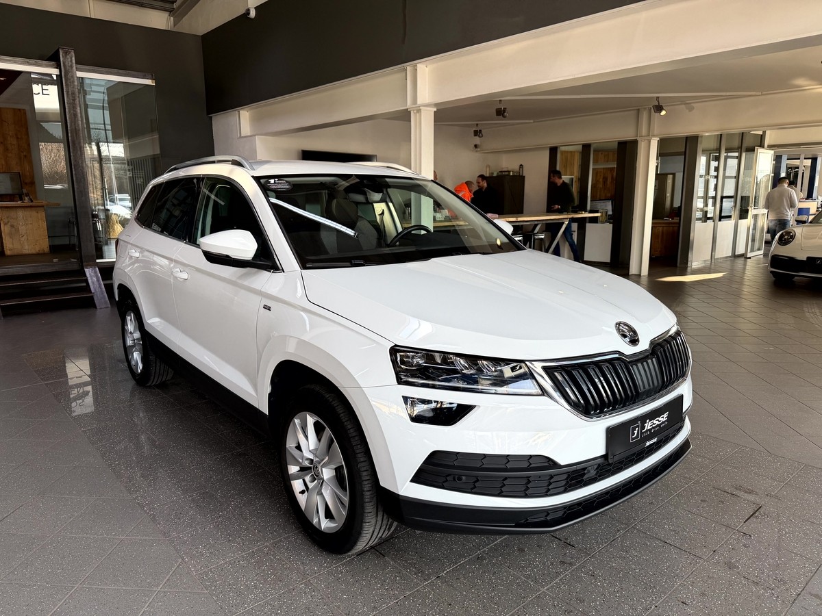 Skoda Karoq 1.5 TSI Drive 125 LED ACC Virtual R.Cam Keyless