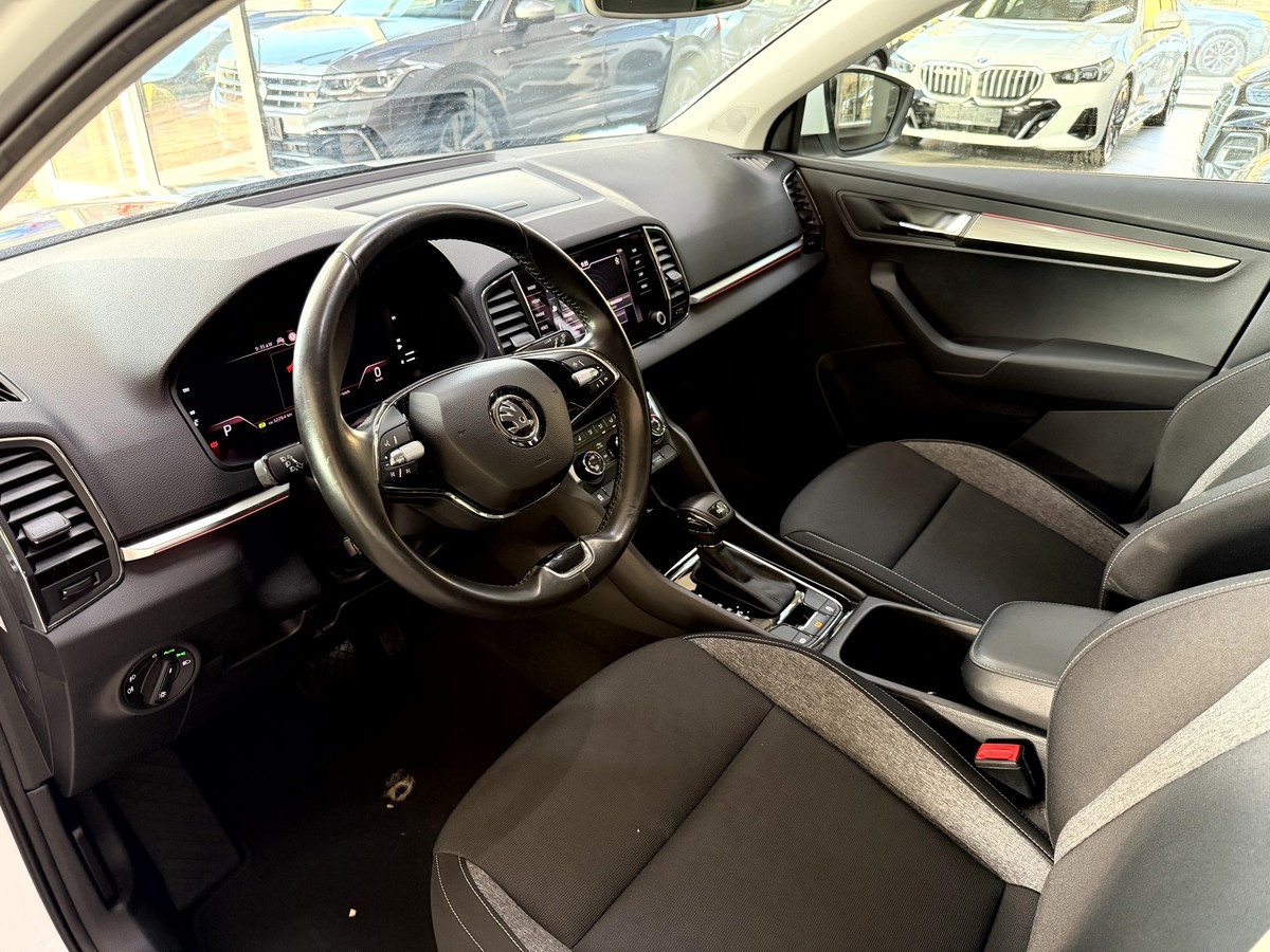 Skoda Karoq 1.5 TSI Drive 125 LED ACC Virtual R.Cam Keyless