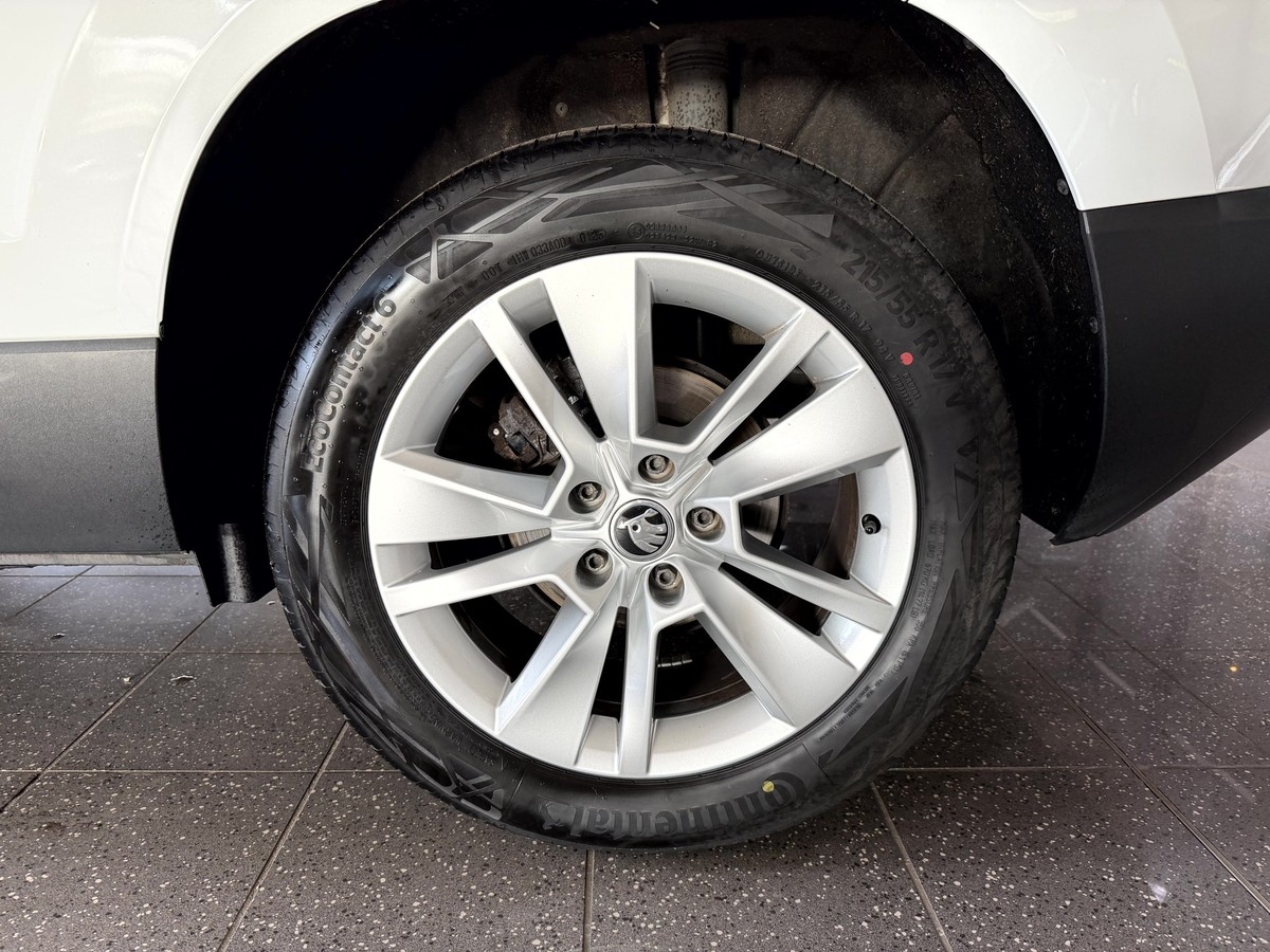 Skoda Karoq 1.5 TSI Drive 125 LED ACC Virtual R.Cam Keyless