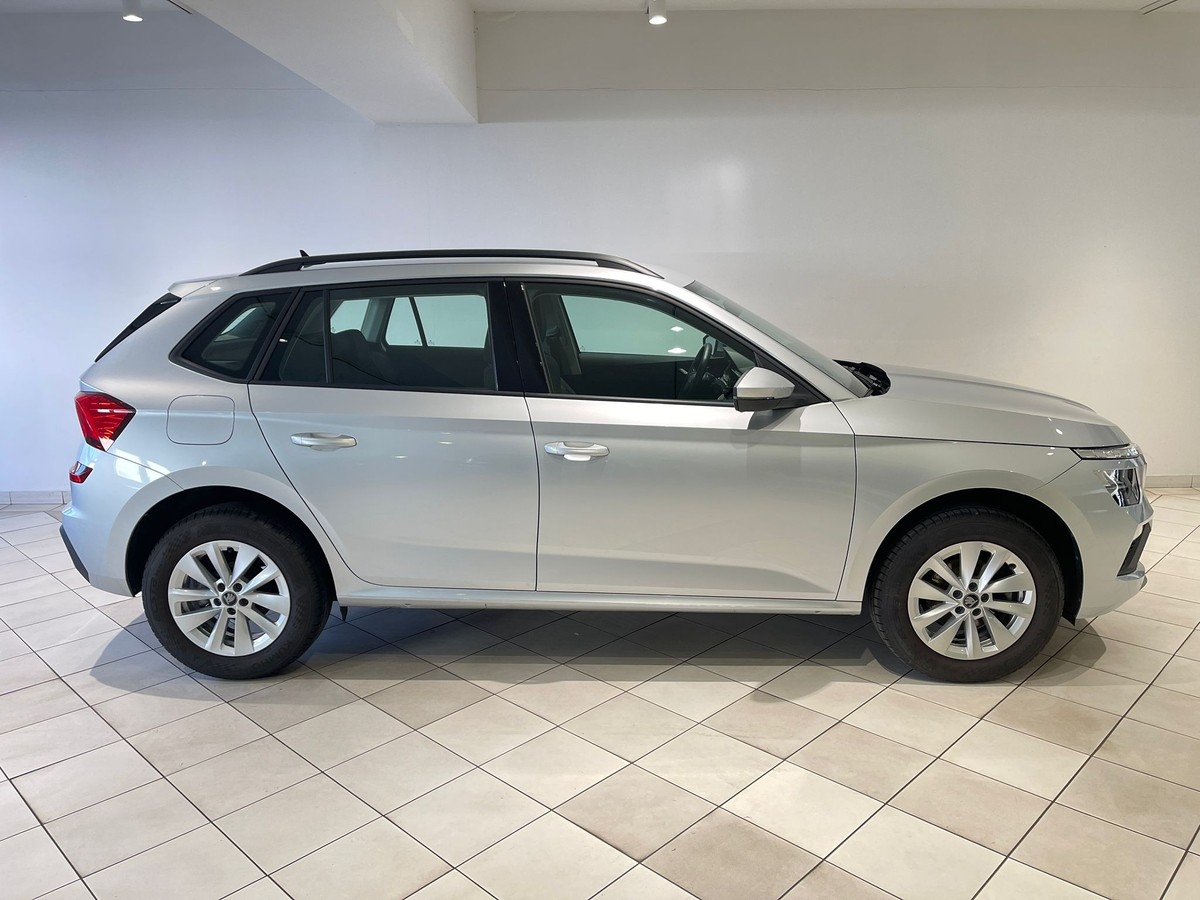 Skoda Kamiq 1,0 TSI Selection 5J Garantie AHK